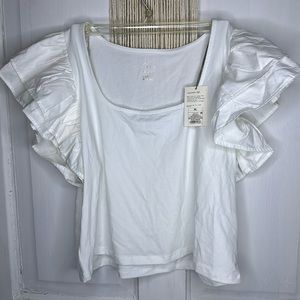 White crop top with Ruffle sleeves, Size XL